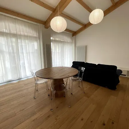 Apartment Le Finestre Sul Cortile Biella