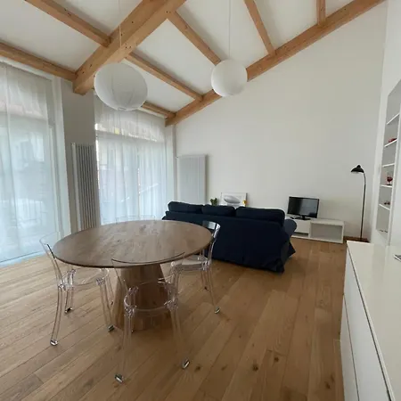 Le Finestre Sul Cortile Apartment *
