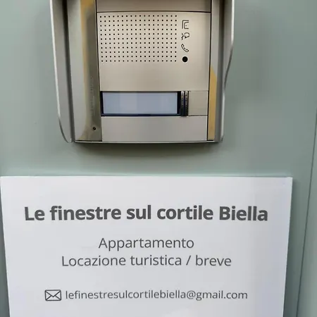 Le Finestre Sul Cortile